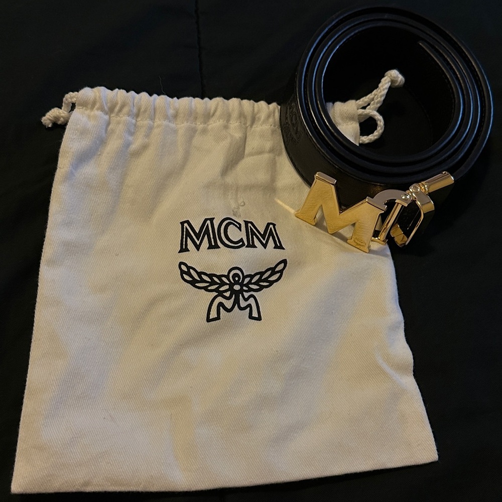 Small Mcm black reversible belt (Unisex)